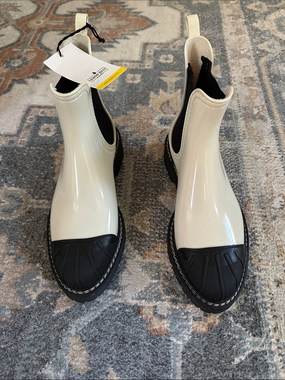 Lemon Jelly NWT Sz 38 Cream & Black Lug Sole Chelsea Rain Boots vegan recycled - Picture 2 of 6